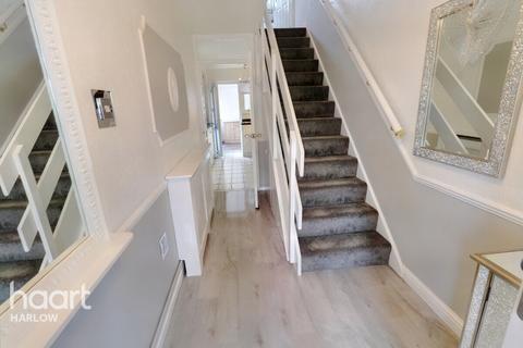159 Jerounds, Harlow, CM19 4HH