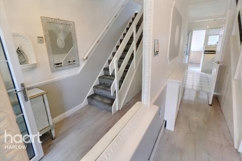 159 Jerounds, Harlow, CM19 4HH