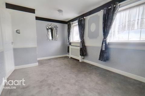 159 Jerounds, Harlow, CM19 4HH