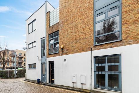 4 bedroom terraced house for sale - Culford Mews, London, N1