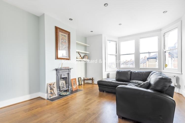 Ewhurst Road London SE4 2 bed apartment £1,750 pcm (£404 pw)