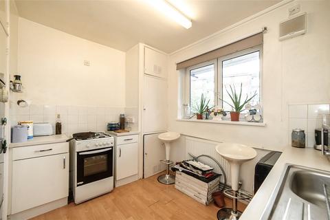 1 bedroom in a house share to rent - Addington House, Stockwell Road, London, SW9