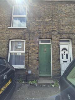 3 bedroom terraced house to rent, Homeview, Sittingbourne, Kent, ME10