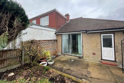 72 Viola Avenue, Feltham, TW14 0EW
