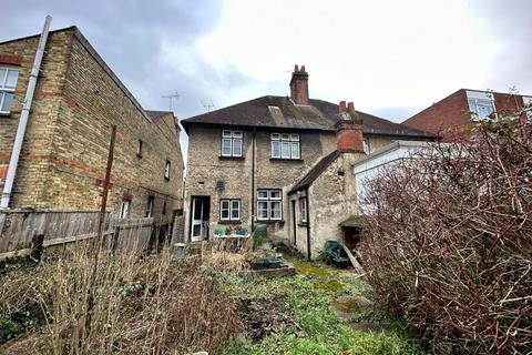 187 Clarence Road, Windsor, SL4 5AN