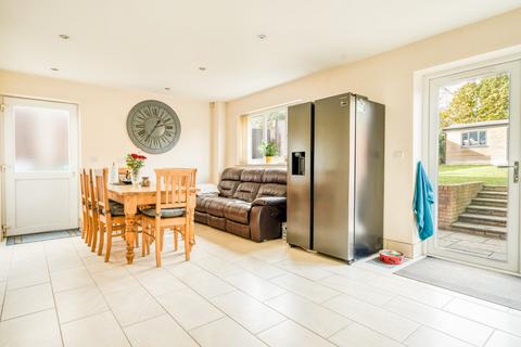 4 bedroom detached house for sale, Main Road, Aust, Bristol, Gloucestershire, BS35