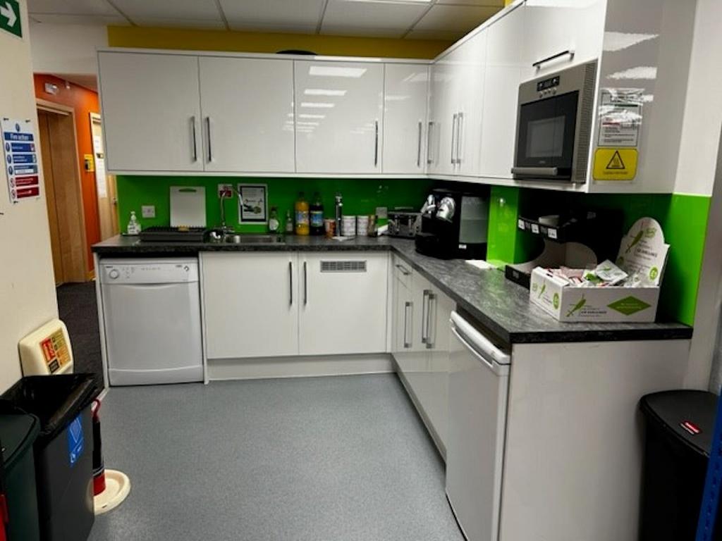 Titan House GF Kitchen Area 2.jpg