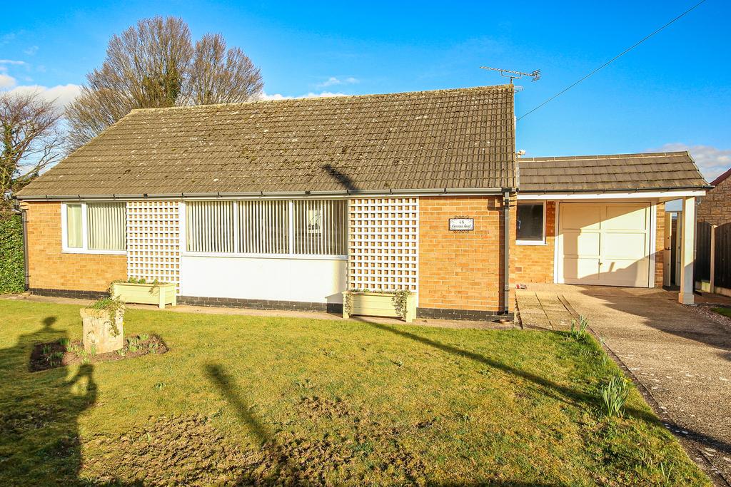 Common Road, Thorpe Salvin S80 2 bed detached bungalow £300,000