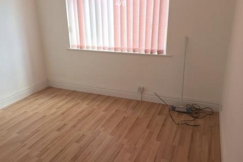 2 bedroom flat to rent, St. Julian Gardens, Howdon NE28