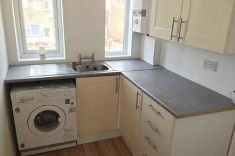 2 bedroom flat to rent, St. Julian Gardens, Howdon NE28