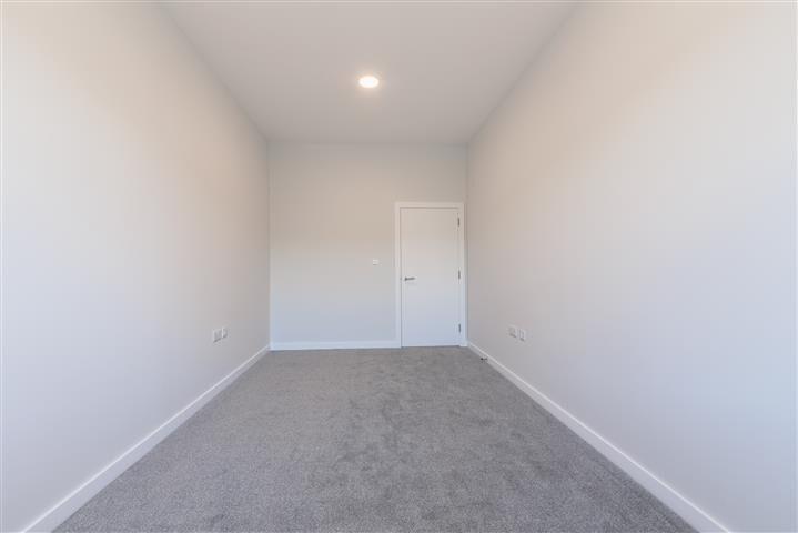 0 C2 A0012-HDR (Small)