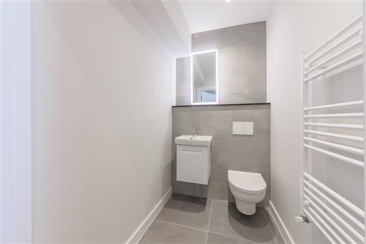 0 C2 A0054-HDR (Small)