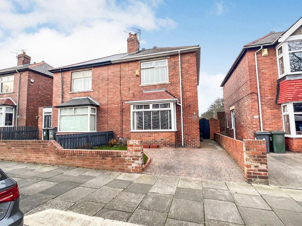 Queen Alexandra Road West, North... 3 bed semidetached house £220,000