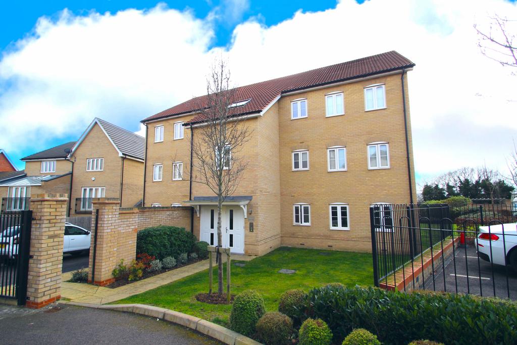 Rowan House, Chigwell 1 bed flat £250,000