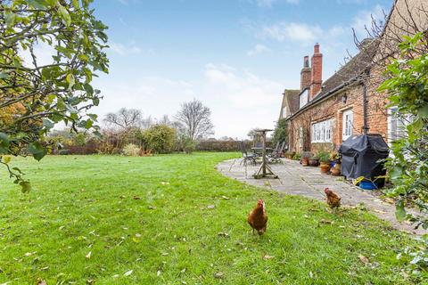 5 bedroom farm house for sale, Bulls Lane, North Mymms, AL9