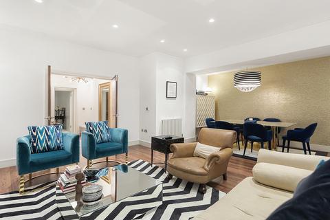 3 bedroom apartment to rent, Sloane Gardens SW1W