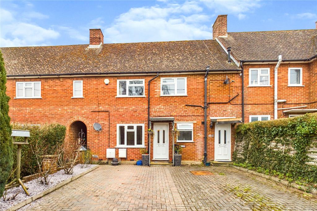 South Road, Kingsclere, Newbury, Hampshire, RG20 1 bed apartment £200,000