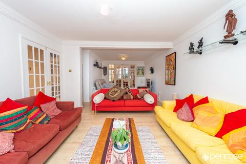 68 Barton Road, Luton, LU3 2BB