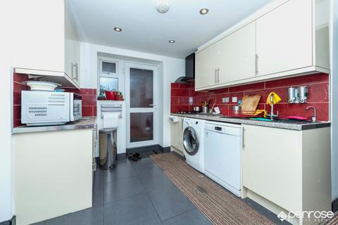 68 Barton Road, Luton, LU3 2BB