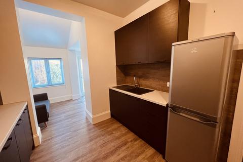 4 bedroom house to rent - Parkhurst Road, London N11