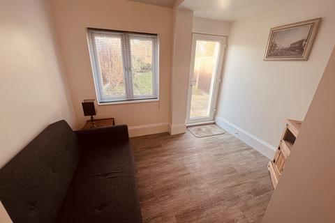4 bedroom house to rent - Parkhurst Road, London N11