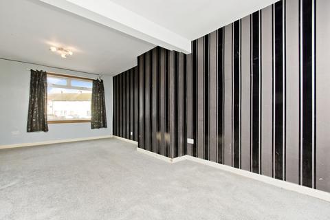 19 Ballantrae Place, Dundee, DD4 8QQ