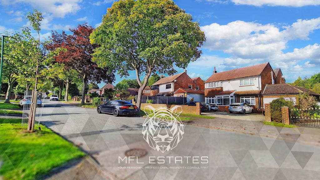 Great Woodcote Park, Purley CR8 4 bed detached house for sale £950,000