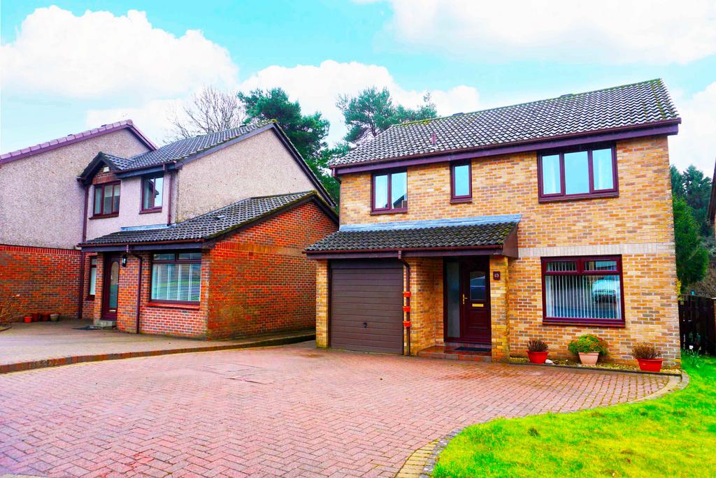 Allendale, East Kilbride G74 4 bed detached villa for sale £320,000