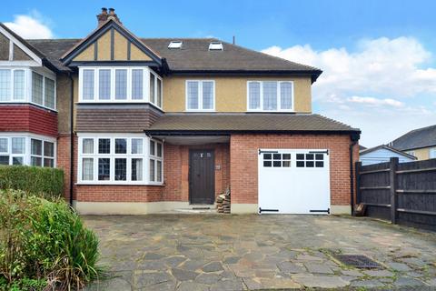 72 Newbolt Avenue, Cheam, Sutton, SM3 8EE