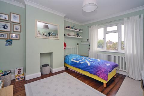 72 Newbolt Avenue, Cheam, Sutton, SM3 8EE