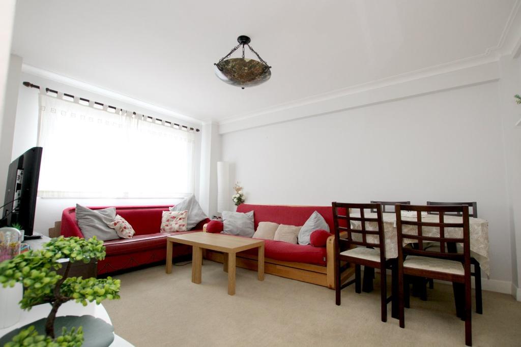 Ashford Court, Cricklewood 1 bed flat £1,499 pcm (£346 pw)