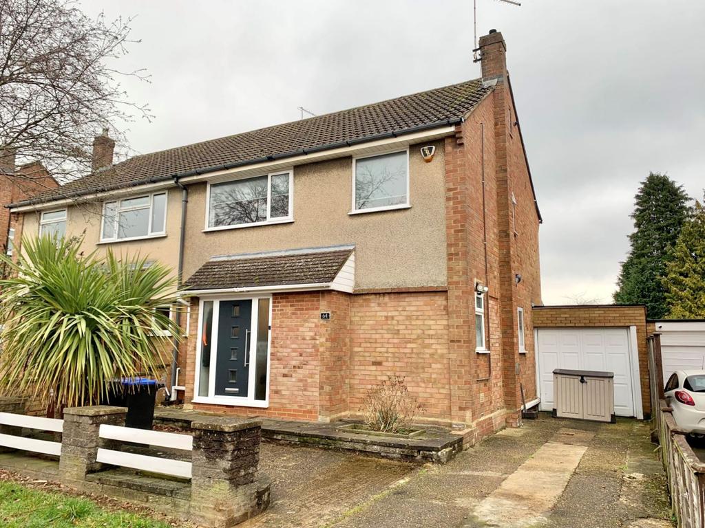 Chiltern Avenue, Duston, Northampton... 3 bed semidetached house £300,000