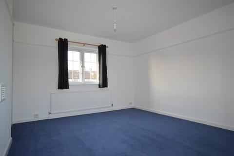 3 bedroom semi-detached house to rent, Handside Lane, Welwyn Garden City, AL8