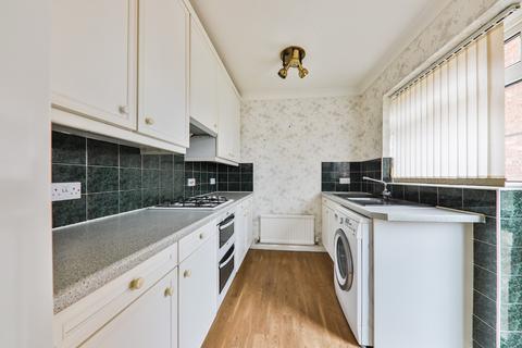 2 bedroom semi-detached bungalow for sale - Ellerker Rise, Willerby, Hull,  HU10 6EU
