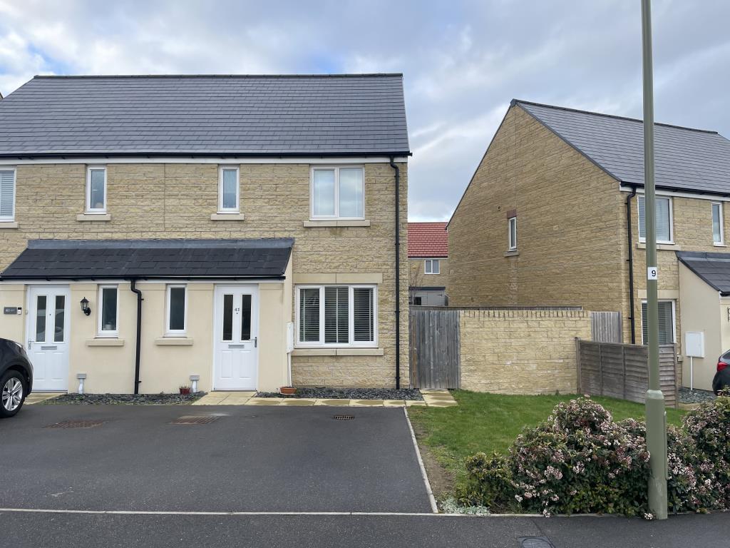 Townsend Road, Witney, OX29 3 bed semidetached house £325,000
