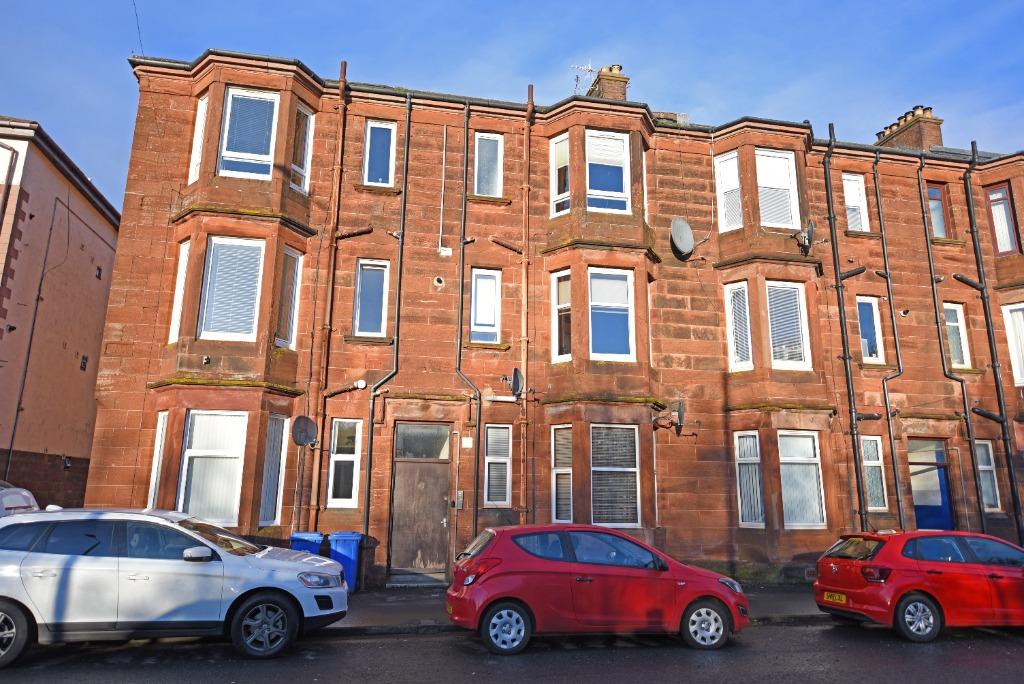 Castlegreen street, Dumbarton, West... 1 bed flat £450 pcm (£104 pw)