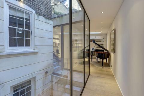 3 bedroom terraced house for sale, Holland Street, London, W8