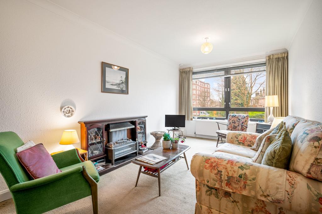 Ascot Court, Anniesland, Glasgow... 1 bed flat £125,000