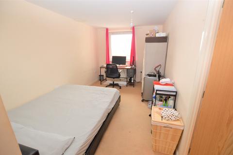 2 bedroom flat for sale, City View, Axon Place, Ilford, Essex, IG1