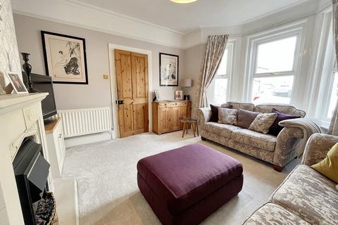 11 Rosebery Road, Bournemouth, BH5 2JH