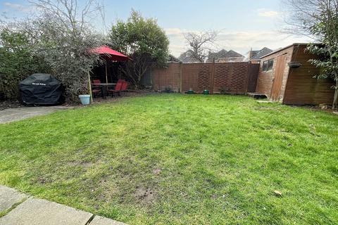 11 Rosebery Road, Bournemouth, BH5 2JH