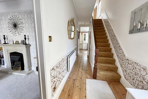11 Rosebery Road, Bournemouth, BH5 2JH