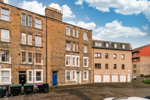 2/10 Springfield Buildings, Edinburgh, EH6 5EG