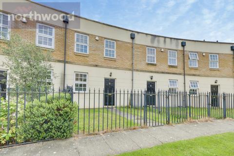 3 bedroom terraced house to rent, Phoenix Boulevard, York, YO26