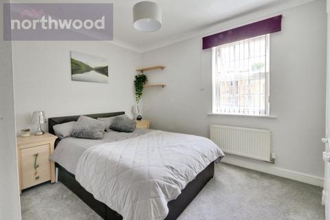 3 bedroom terraced house to rent, Phoenix Boulevard, York, YO26
