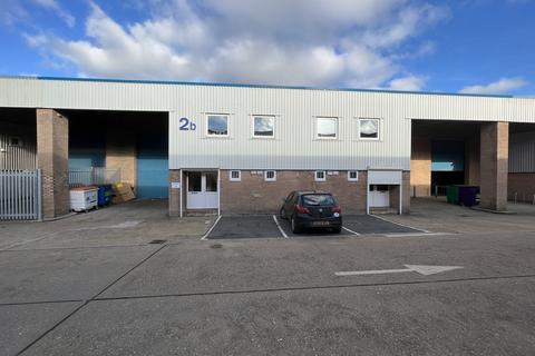 Warehouse to rent - 2B Roundways Industrial Estate, Elliot Road West Howe Industrial Estate, Bournemouth, BH11 8JJ