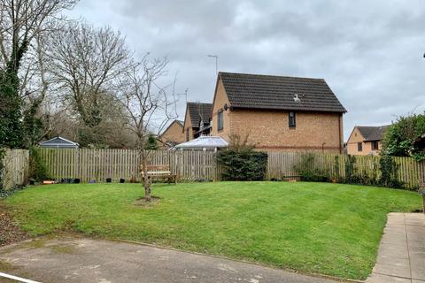 22 Bordeaux Close, Northampton, NN5 6YR