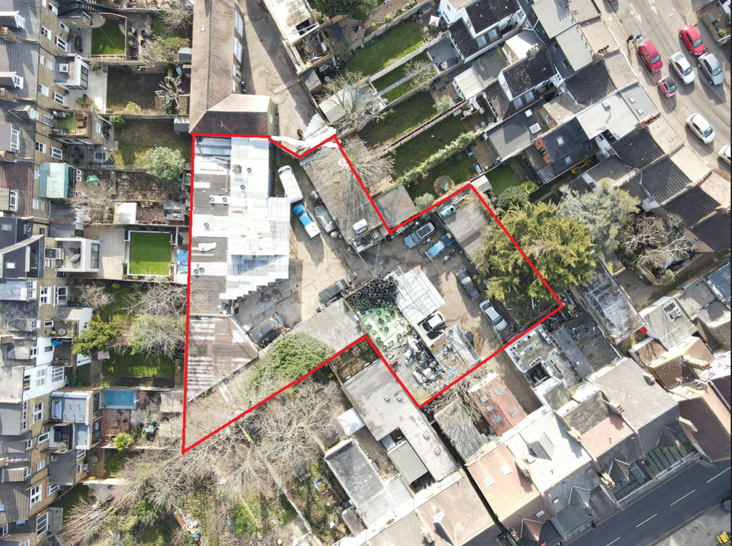 Mitcham Lane, London SW16 & retail space for sale £600,000