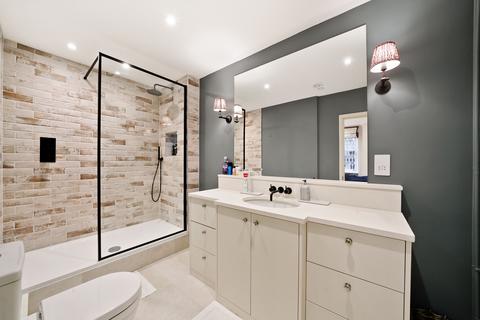 1 bedroom flat to rent, 25 Palace Court, LONDON W2