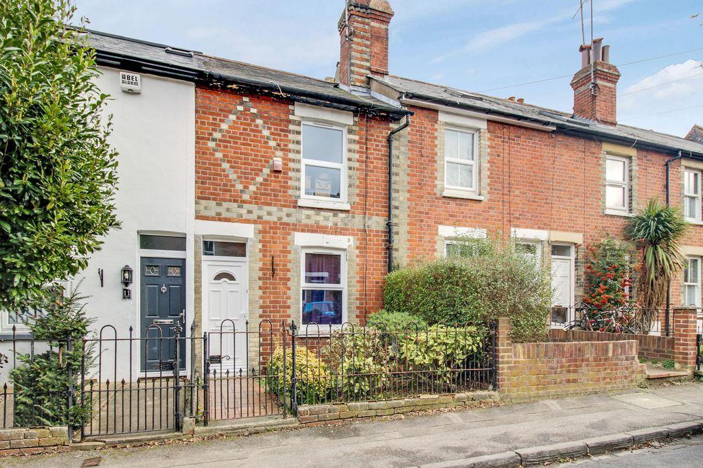 Cardigan Road, Reading RG1 5QL 3 bed terraced house £300,000